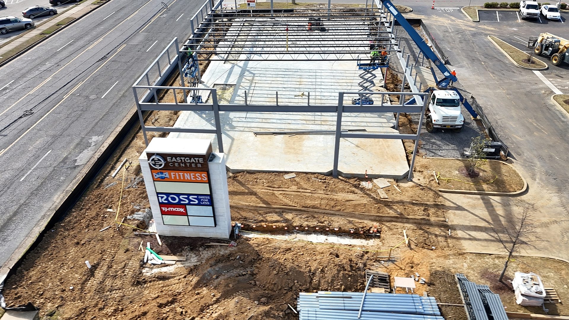 Aerial view of a shopping center under construction in Memphis, TN.